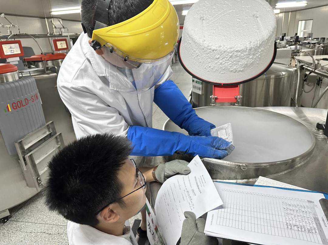 绵阳妈妈1年多前捐赠的脐带血 如今飞皖拯救白血病患者