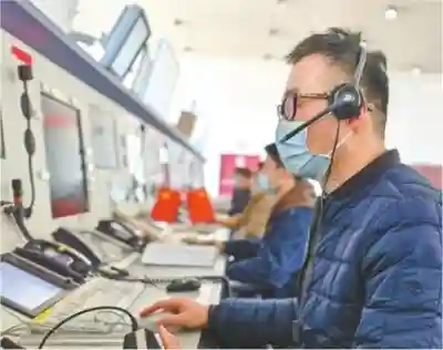 生死时速！乘客高空突发中风