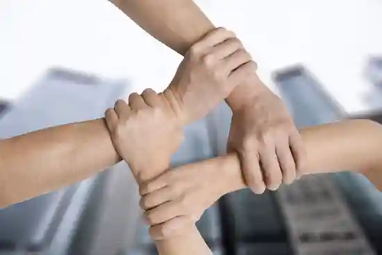 两个家庭不幸患重病 高昂医疗费用急需帮助​