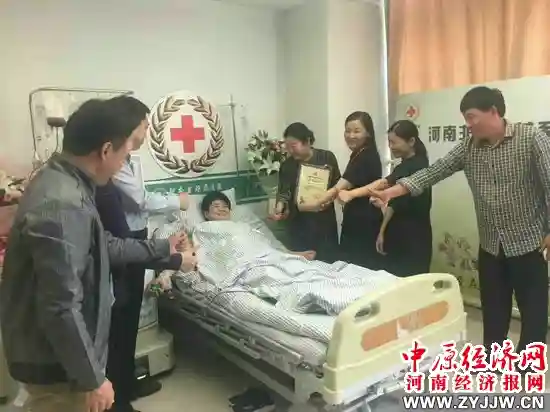 85后美女捐献干细胞救人：只要采集顺利 这点痛算什么？