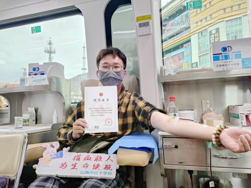 援藏眼科专家张升庆：让百岁老人重见光明 点亮西藏边民“睛”彩生活